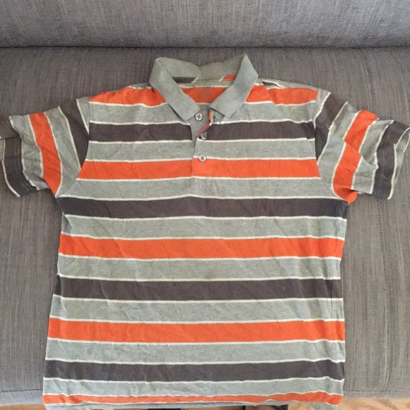 T-Shirt - Picture 1 of 2